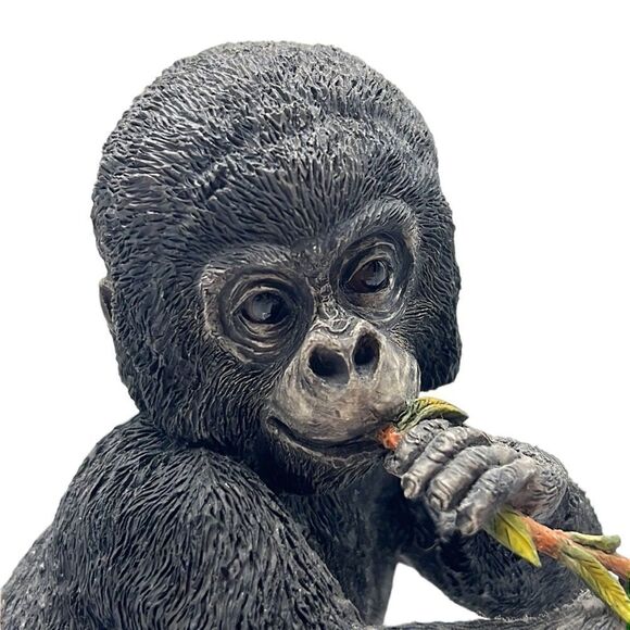 GORILLA Figurine Hand Painted Hand-Crafted Monkey Sculpture Country Artists - Picture 2 of 10